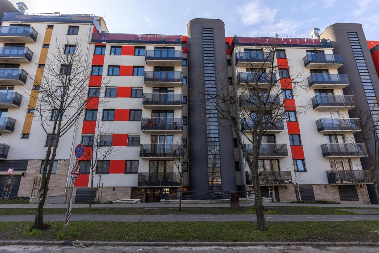 All You Need In Bp - Garage, Terraces, Aircon Budapest Bagian luar foto